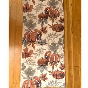 Pumpkin Fall Harvest Table Runner Dining Room Decor Thanksgiving / Halloween